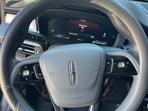 Used 2020 Lincoln Corsair Reserve w/ Equipment Group 201A image 9