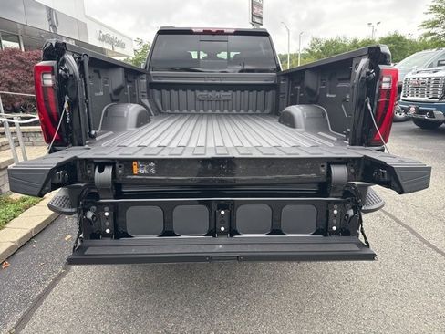 New 2025 GMC Sierra 2500 SLT image 29