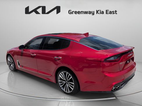 Used 2019 Kia Stinger Premium RWD image 8