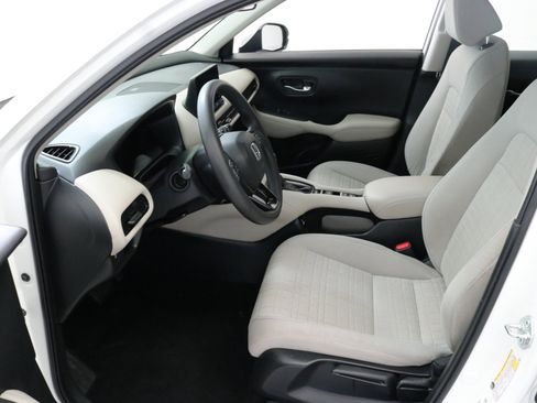 Used 2023 Honda HR-V LX image 24