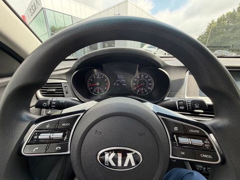 Used 2020 Kia Optima LX FWD image 10