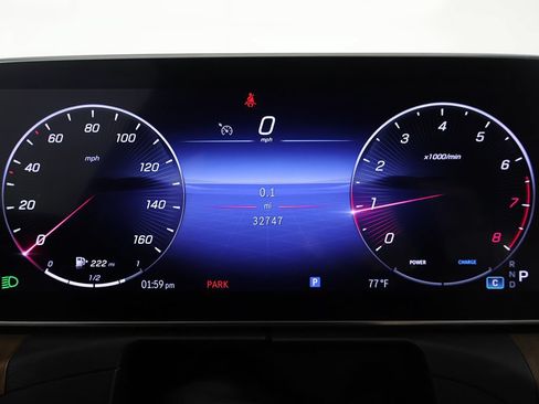 Used 2023 Mercedes-Benz C 300 4MATIC Sedan w/ Exclusive Trim Package image 40