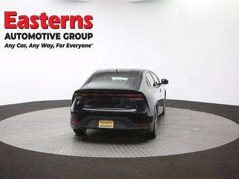 Used 2025 Toyota Prius LE FWD image 36