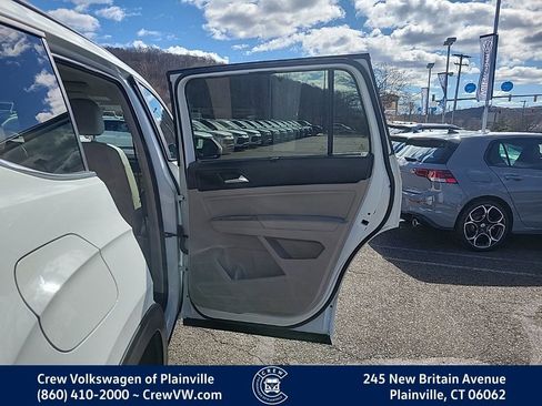 Certified 2021 Volkswagen Atlas SE w/ Panoramic Sunroof Package image 46