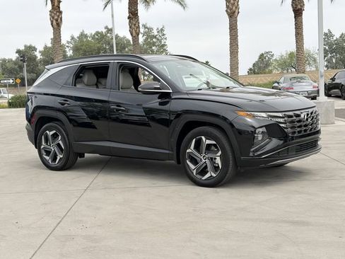 Used 2024 Hyundai Tucson Limited AWD/4WD image 4