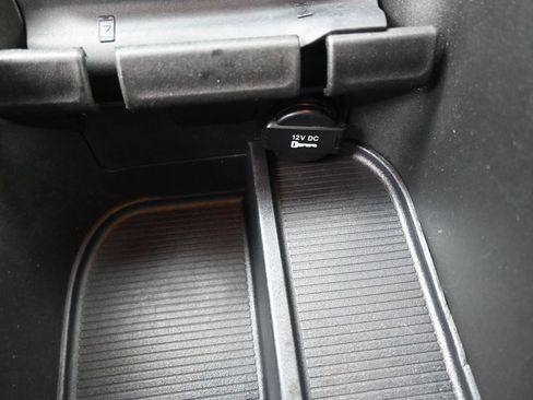 Used 2018 RAM 1500 Lone Star image 9