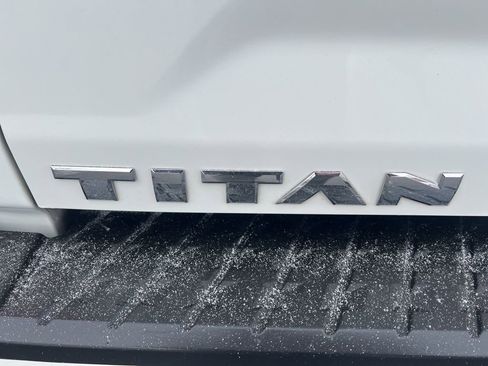 Certified 2021 Nissan Titan SV w/ SV Convenience Package image 33