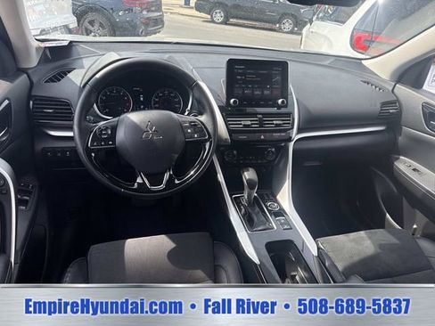 Used 2025 Mitsubishi Eclipse Cross SE AWD/4WD image 14