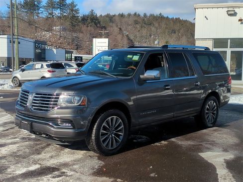Used 2015 Lincoln Navigator L 4WD image 8