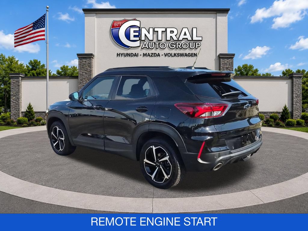 Used 2021 Chevrolet TrailBlazer RS w/ Sun and Liftgate Package AWD/4WD image 6