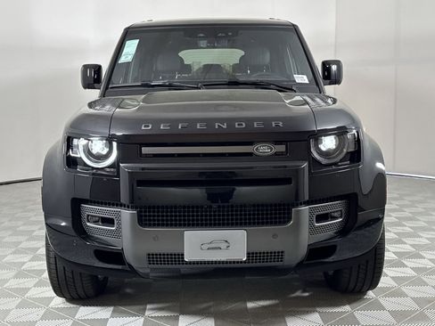 New 2025 Land Rover Defender 130 V8 image 8