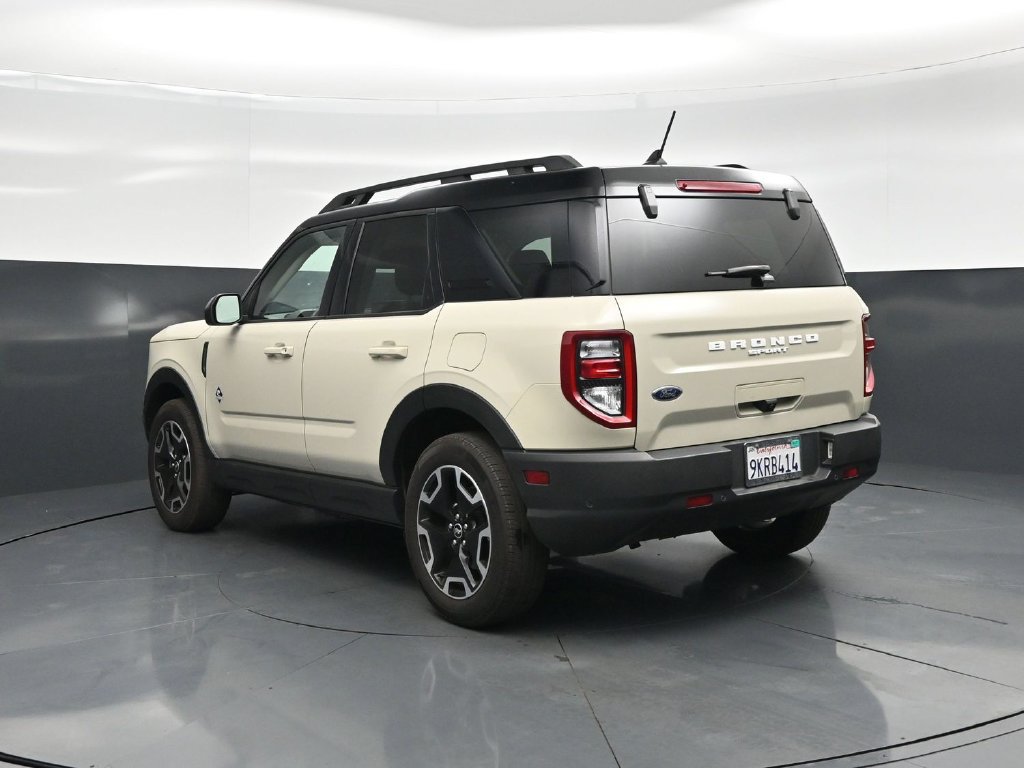 Certified 2024 Ford Bronco Sport Outer Banks AWD/4WD image 6