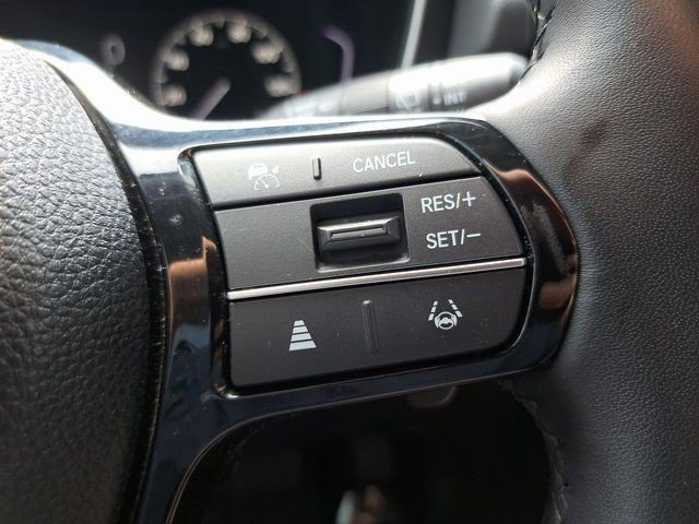 Used 2025 Honda Pilot Touring image 19