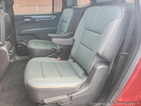 Used 2024 GMC Acadia AT4 w/ LPO, Floor Liner Package image 12