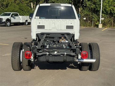 New 2025 Ford F550 XL w/ XL Chrome Package image 11