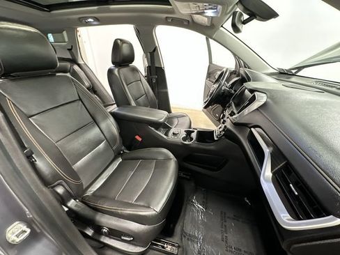 Used 2018 GMC Terrain SLT w/ Preferred Package image 23