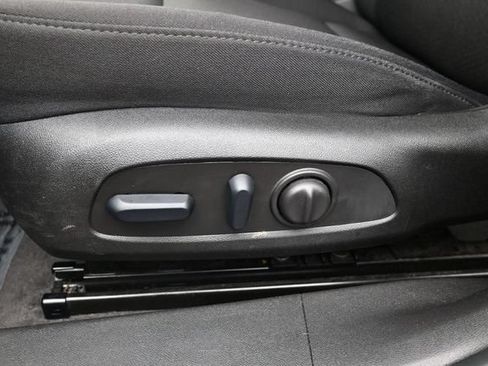 Used 2024 Chevrolet Malibu LT FWD image 15