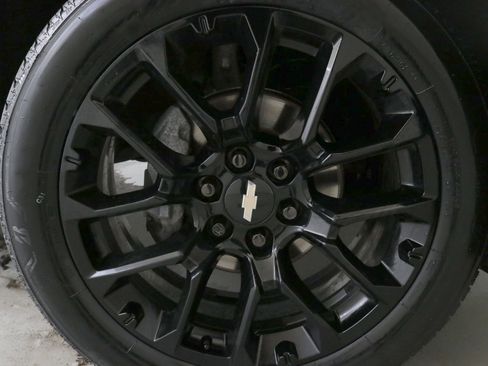 Used 2023 Chevrolet Tahoe Premier image 34