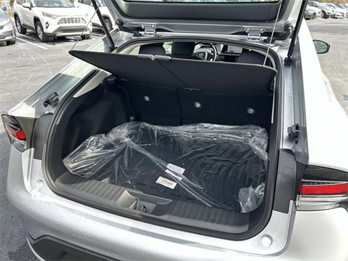 New 2026 Toyota Prius LE image 12