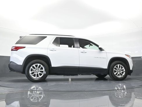 Used 2020 Chevrolet Traverse LT FWD image 63