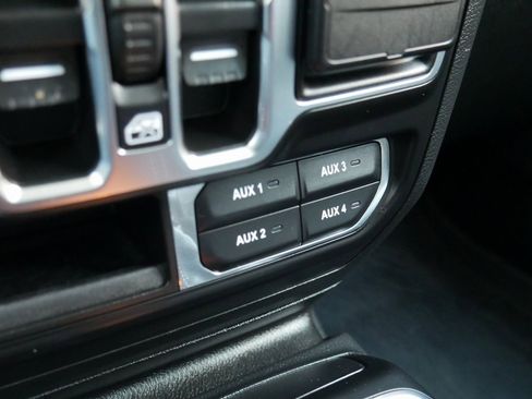 Used 2023 Jeep Wrangler Unlimited Sahara w/ Cold Weather Group image 19