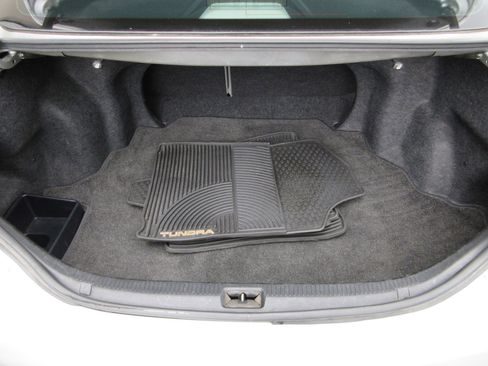 Used 2010 Toyota Camry LE FWD image 44
