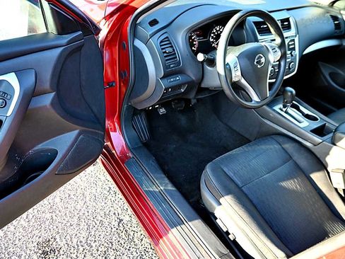 Used 2018 Nissan Altima 2.5 S w/ S Convenience Package image 13