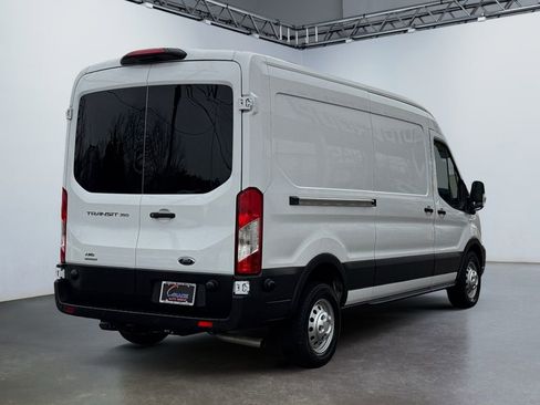 Used 2025 Ford Transit 350 Medium Roof AWD w/ Interior Upgrade Package image 5
