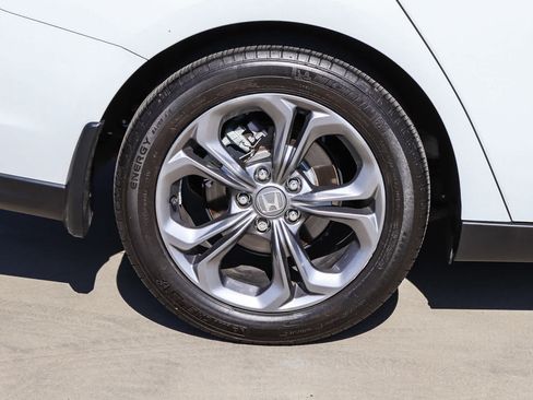 Used 2024 Honda Accord EX image 10