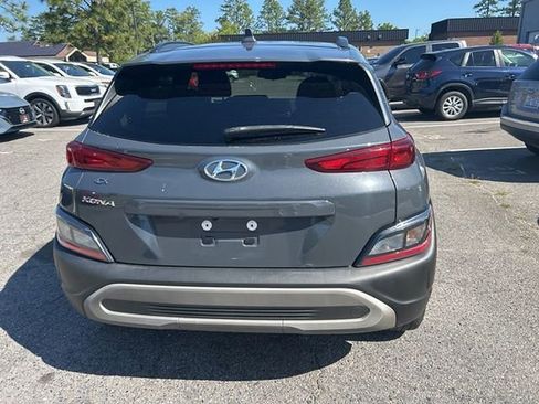 Used 2023 Hyundai Kona SEL w/ Cargo Package FWD image 4