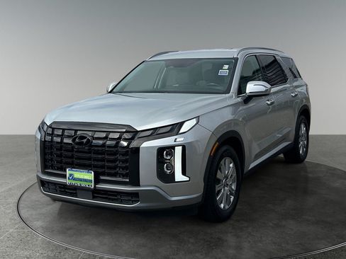 Used 2023 Hyundai Palisade SEL w/ Cargo Package AWD/4WD image 3