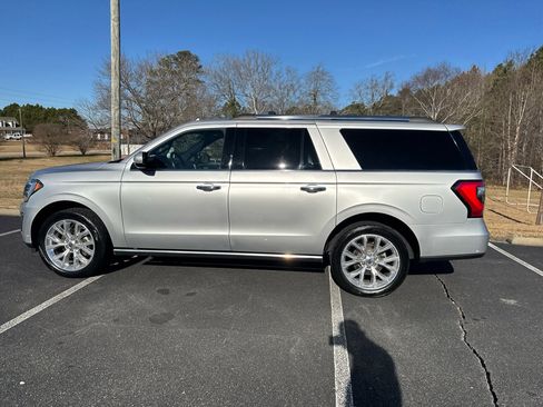 Used 2018 Ford Expedition Max Limited w/ Equipment Group 302A image 9