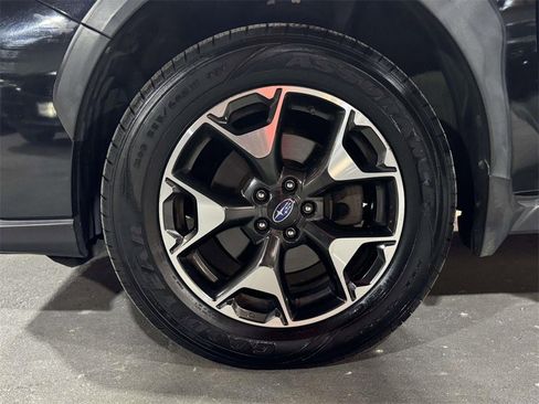 Used 2019 Subaru Crosstrek 2.0i Premium image 7