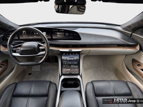 Used 2022 Lucid Air Grand Touring AWD/4WD image 9