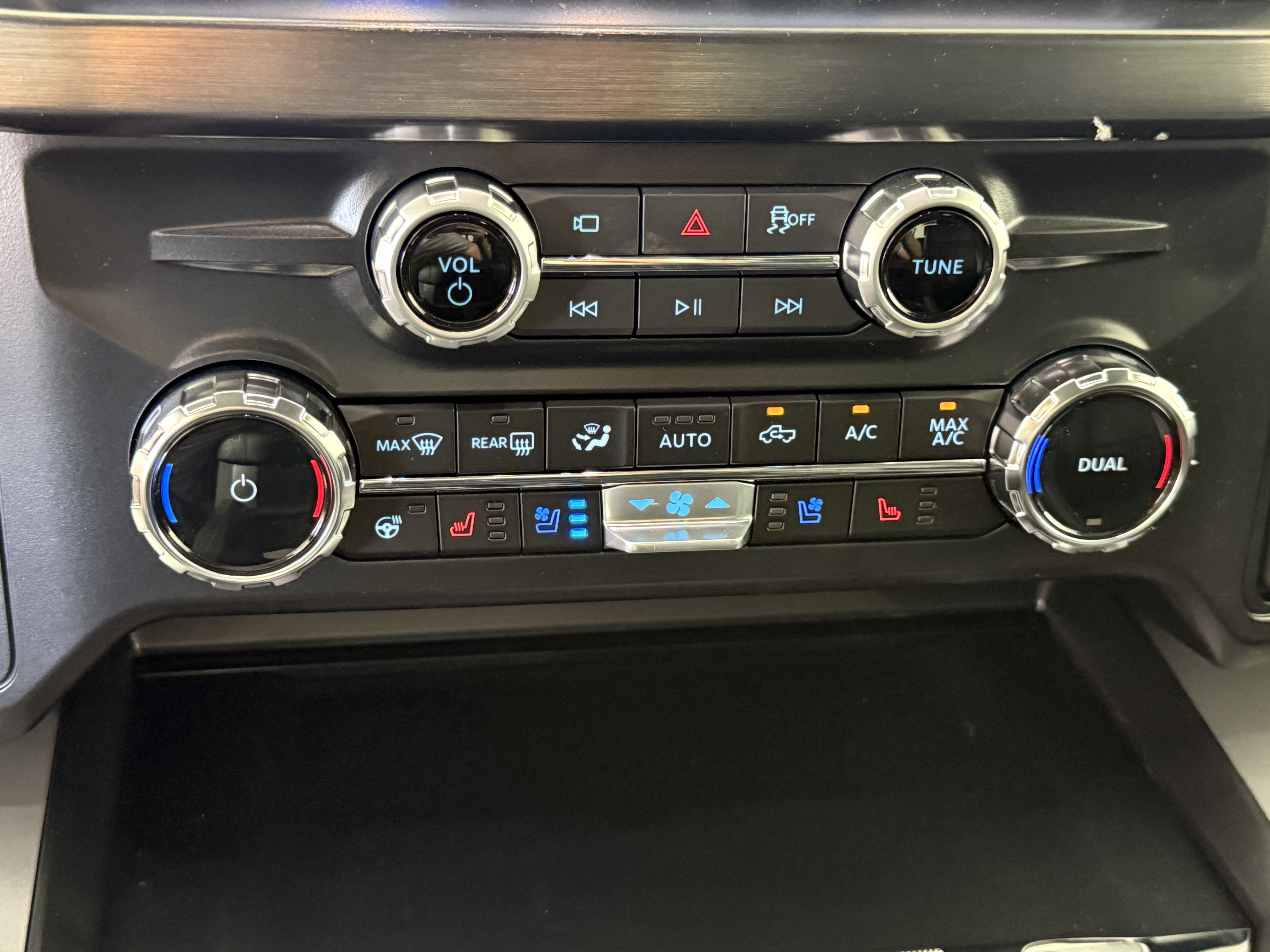 New 2026 Ford F250 Lariat w/ FX4 Off-Road Package AWD/4WD image 20
