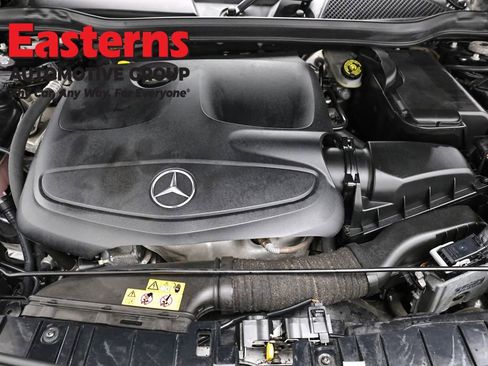 Used 2019 Mercedes-Benz GLA 250 4MATIC w/ Premium Package image 7