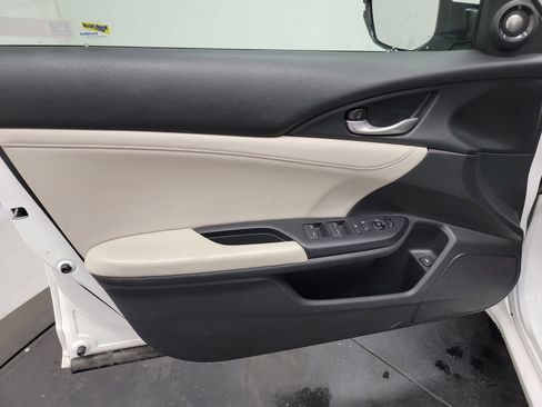 Used 2019 Honda Insight Touring image 13