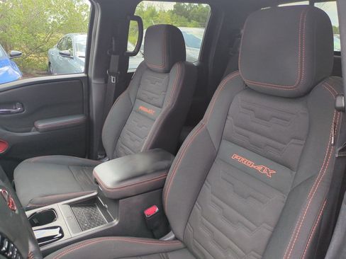 Certified 2023 Nissan Frontier PRO-4X w/ Pro Convenience Package AWD/4WD image 16
