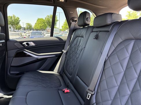 Certified 2025 BMW X5 xDrive40i AWD/4WD image 32