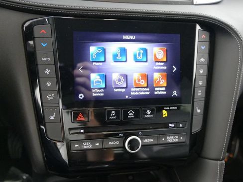 Used 2023 INFINITI QX50 Luxe AWD/4WD image 18