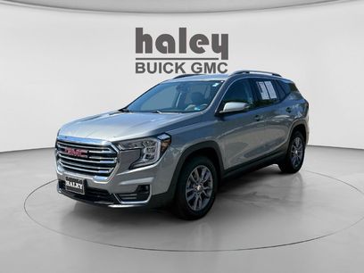 Used 2024 GMC Terrain SLT