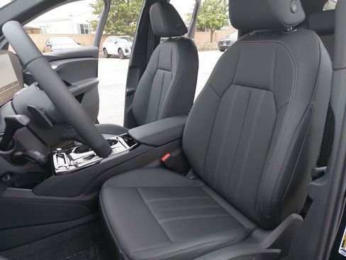 New 2027 Audi Q6 e-tron Premium AWD/4WD image 15