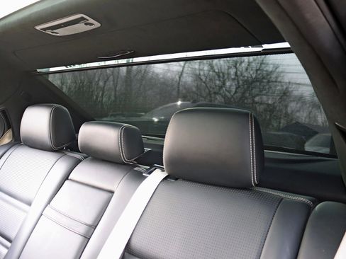 Used 2014 Mercedes-Benz E 63 AMG S-Model image 28