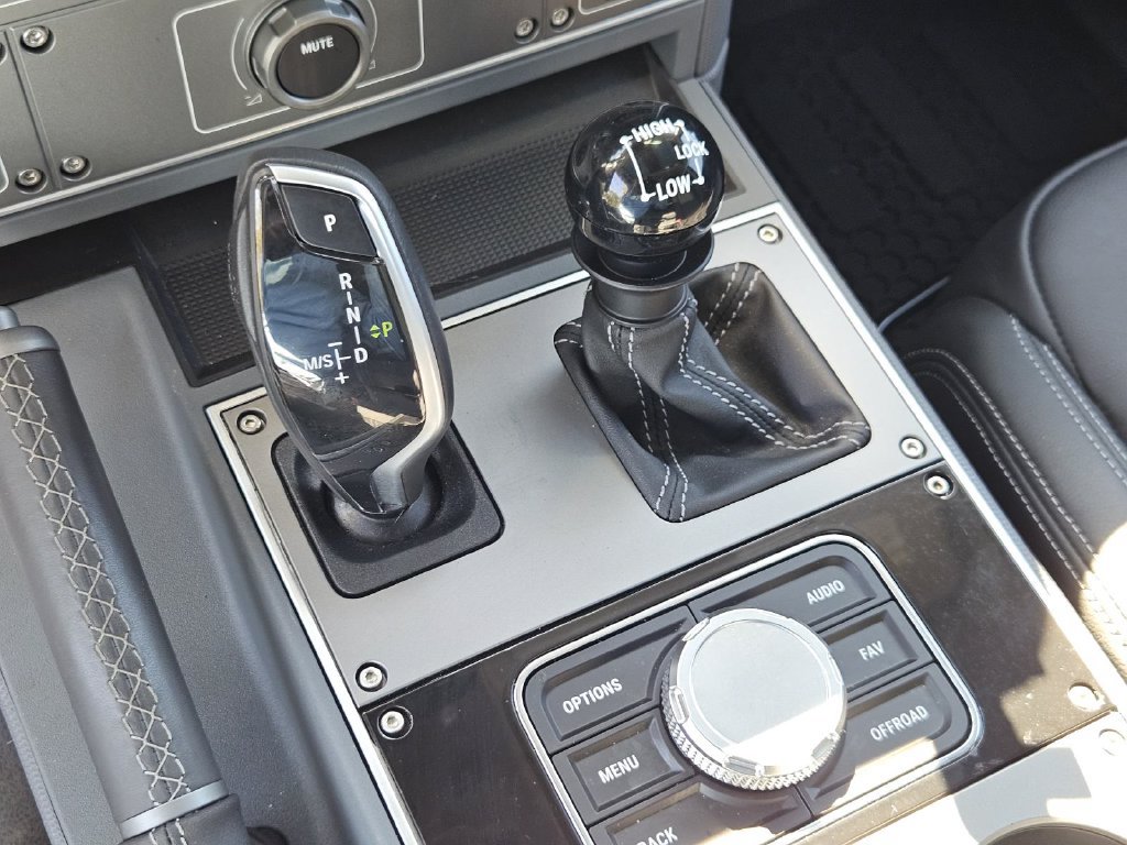 Used 2024 INEOS Grenadier Station Wagon AWD/4WD image 21
