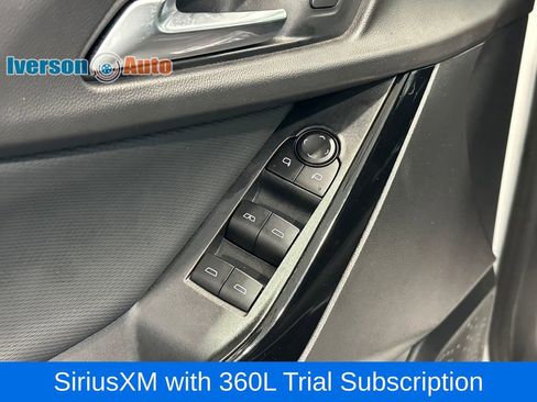 Used 2026 Chevrolet Equinox LT AWD/4WD image 15