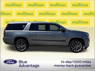 Used 2020 Cadillac Escalade ESV Platinum w/ Escalade Sport Edition video 2