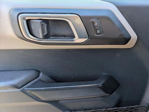 Used 2024 Ford Bronco Wildtrak image 15