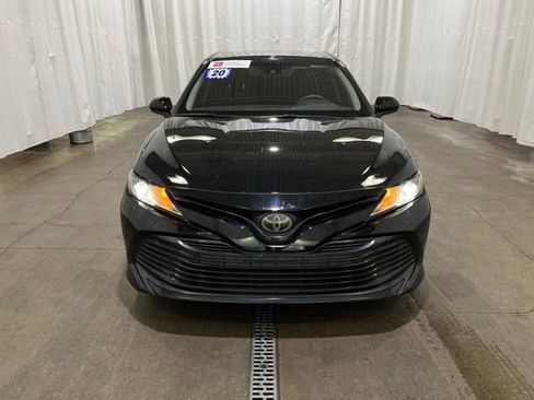 Certified 2020 Toyota Camry LE image 8