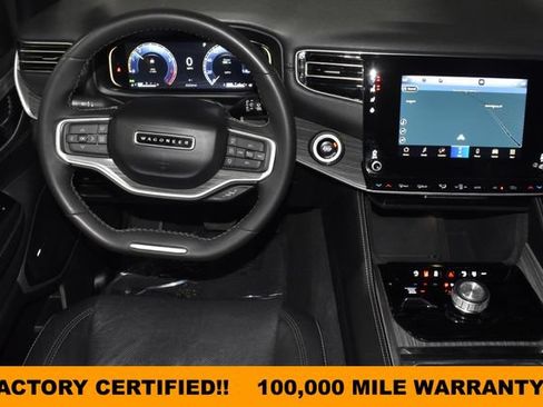 Certified 2024 Jeep Wagoneer L Series II w/ Flexible Seating Group AWD/4WD image 11