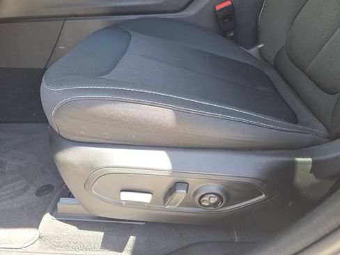 Used 2025 Jeep Grand Cherokee Laredo X RWD image 27